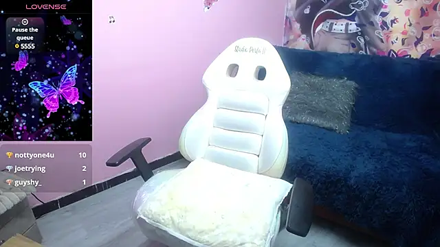 Snapshot of sailor_moon07 chatting on March 7, 2025, 7:19 am sailor moon07 online show from March 7, 2025, 7:19 am