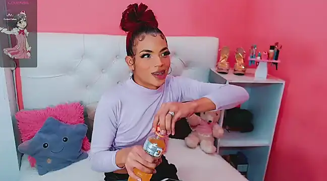 alexa-xxx- online show from March 9, 2025, 1:15 pm