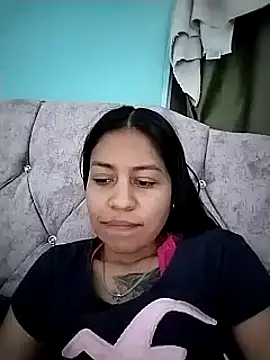 Tiphanydirty3 online show from March 18, 2025, 12:05 am