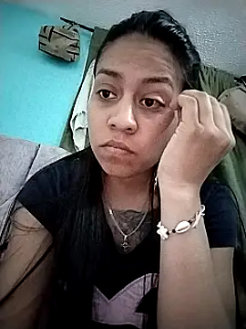 Tiphanydirty3 online show from March 18, 2025, 4:04 am