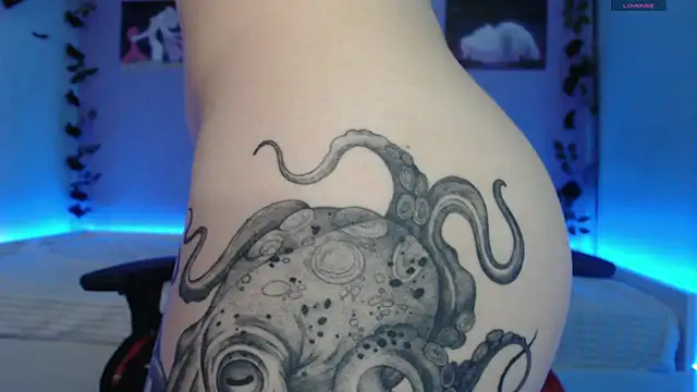 Scarlettsrorm online show from March 6, 2025, 8:30 am