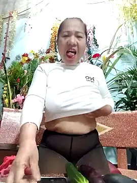 Queen 18200 online show from January 19, 2025, 12:28 am