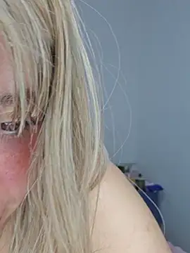 Massa8 online show from November 9, 2025, 8:07 pm