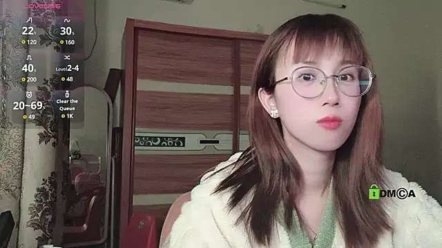 Lili 666 online show from February 1, 2025, 5:58 pm