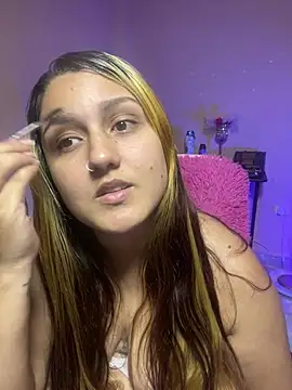 saray gomez22 online show from January 16, 2026, 4:05 am