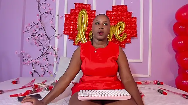 Chleo   online show from February 14, 2025, 2:33 pm