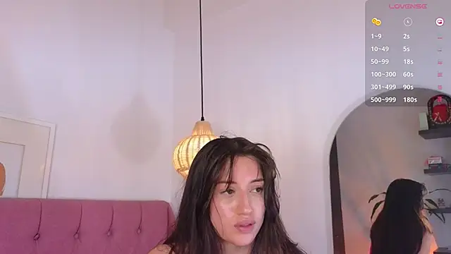 eimy22 online show from December 19, 2024, 2:12 am