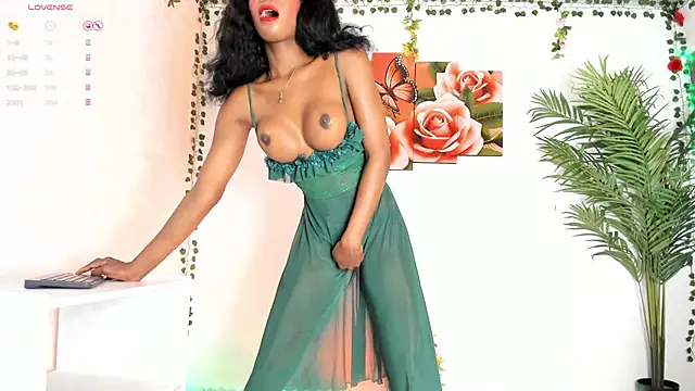 Valeria Thompson1 online show from February 17, 2025, 8:04 pm