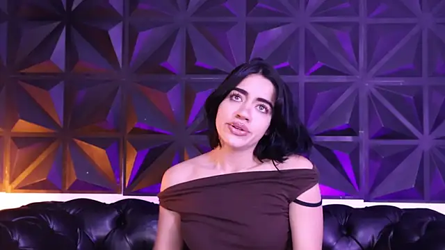 KasiaNoir  online show from November 10, 2025, 12:04 pm