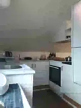 Analcholic online show from November 8, 2025, 11:43 am