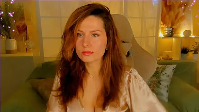 Snapshot of April_o_Nill chatting on December 23, 2024, 1:45 pm April o Nill online show from December 23, 2024, 1:45 pm