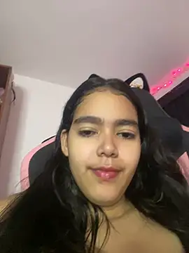 Victoriacarmo online show from February 1, 2026, 11:14 pm