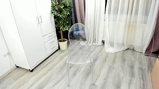 Snapshot of SpiceCarla chatting on January 4, 2025, 7:44 pm SpiceCarla online show from January 4, 2025, 7:44 pm