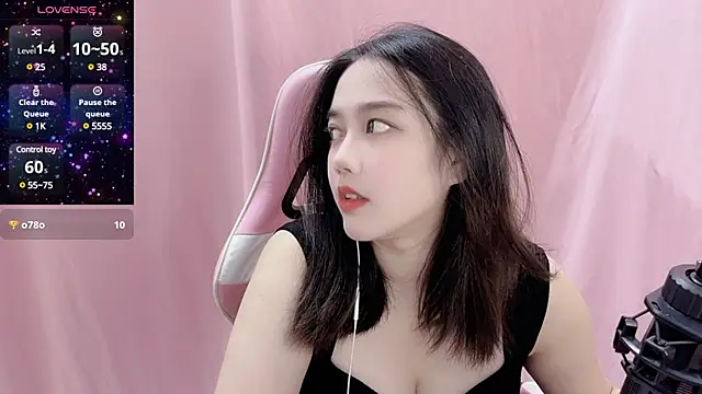 Snapshot of Cat1314 chatting on February 18, 2025, 12:06 pm Cat1314 online show from February 18, 2025, 12:06 pm