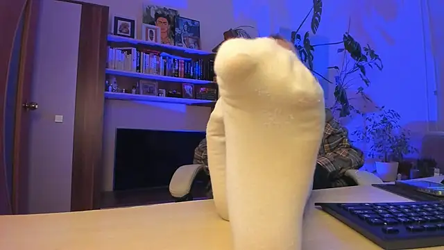 LylithSkye online show from April 20, 2026, 1:58 pm