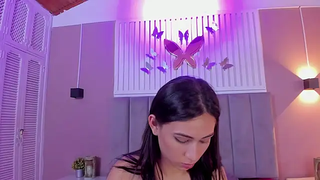 diosa cristal online show from February 2, 2025, 9:30 am