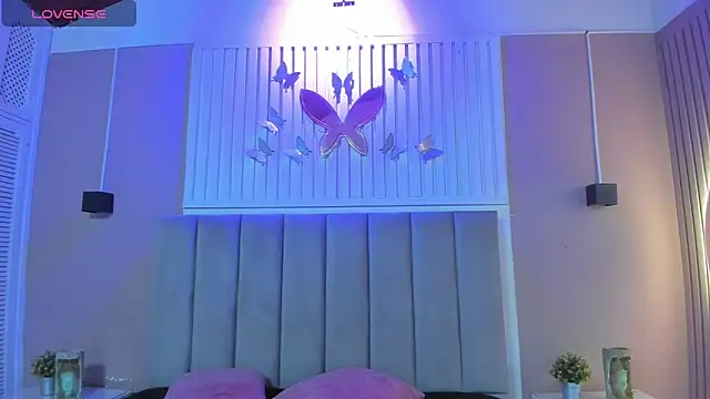 diosa cristal online show from October 9, 2025, 3:15 am