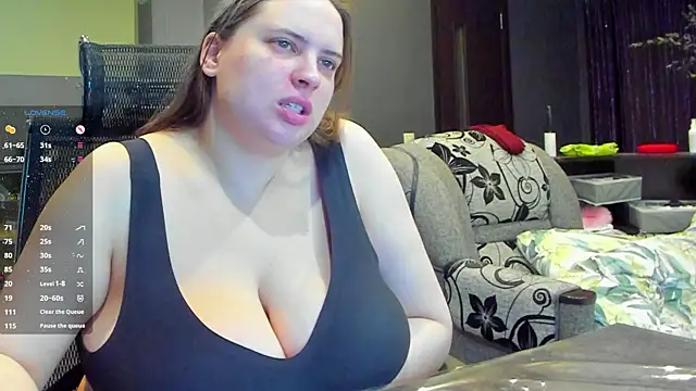 1lindsey1 online show from November 24, 2025, 4:12 am