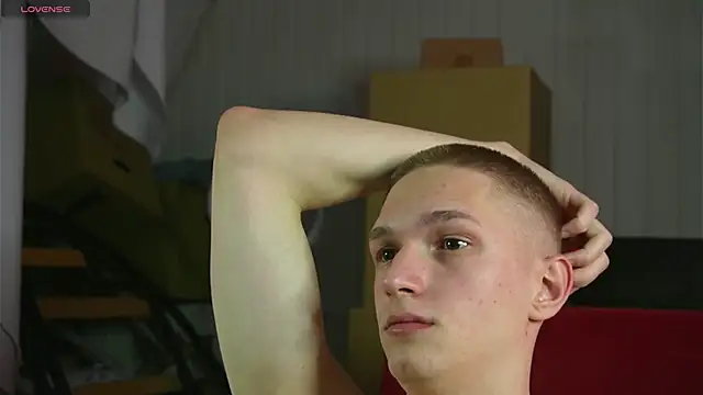 dustyn fox online show from February 13, 2025, 5:33 pm