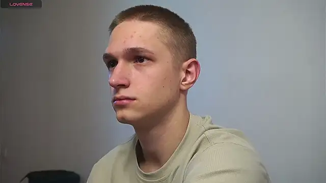 dustyn fox online show from February 26, 2025, 7:27 pm