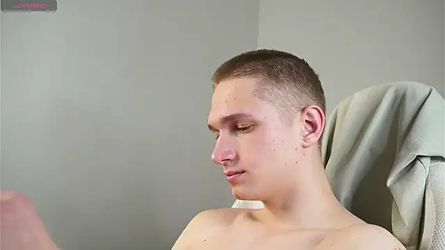 dustyn fox online show from February 28, 2025, 9:55 pm