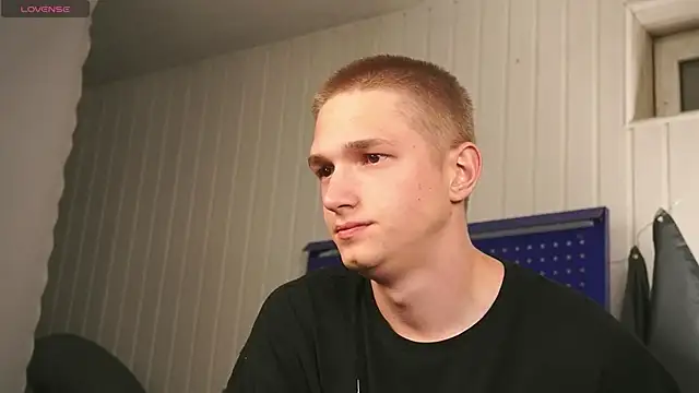 dustyn fox online show from September 17, 2025, 5:03 pm