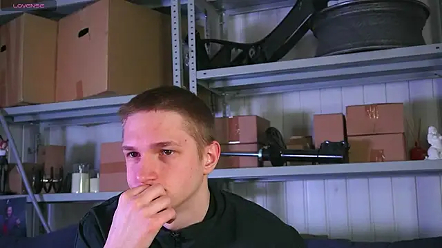 dustyn fox online show from April 10, 2026, 7:02 am