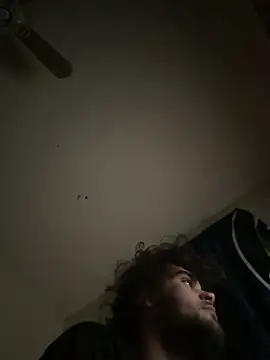 Snapshot of cougarhunter690 chatting on February 15, 2025, 4:25 am cougarhunter690 online show from February 15, 2025, 4:25 am