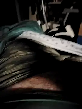 Snapshot of Nikart83 chatting on January 14, 2026, 2:17 am Nikart83 online show from January 14, 2026, 2:17 am