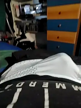 Snapshot of Nikart83 chatting on March 8, 2026, 5:39 pm Nikart83 online show from March 8, 2026, 5:39 pm