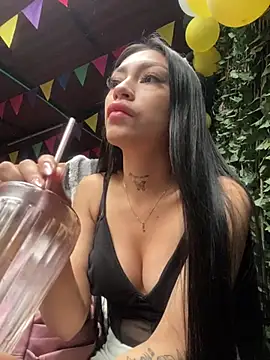 Effy Bonny online show from March 14, 2025, 1:37 am