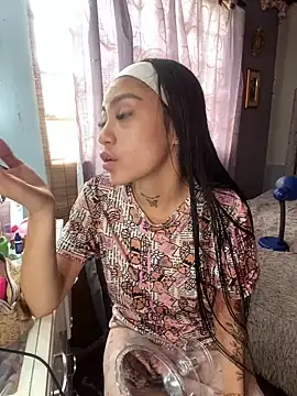 Effy Bonny online show from March 19, 2025, 4:55 pm