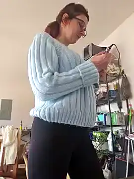 Snapshot of MissyRoulette chatting on December 2, 2024, 5:48 pm MissyRoulette online show from December 2, 2024, 5:48 pm