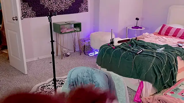 Snapshot of MissyRoulette chatting on January 5, 2025, 6:13 am MissyRoulette online show from January 5, 2025, 6:13 am