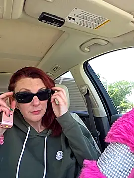 Snapshot of MissyRoulette chatting on September 13, 2025, 7:24 pm MissyRoulette online show from September 13, 2025, 7:24 pm