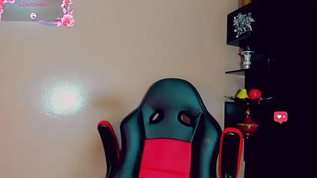 Kendall hornyy online show from February 11, 2025, 1:31 am