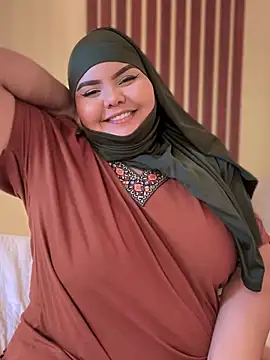  Shara Handal  online show from December 15, 2024, 4:04 pm