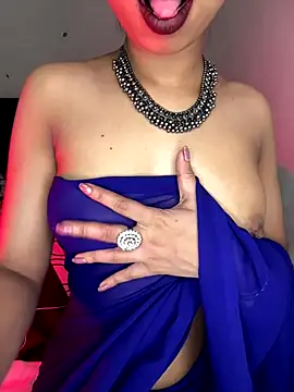 Snapshot of Hot-sexy222 chatting on November 5, 2025, 3:17 am Hot-sexy222 online show from November 5, 2025, 3:17 am