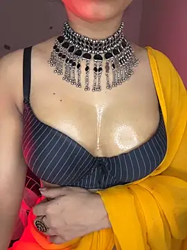 Snapshot of Hot-sexy222 chatting on November 9, 2025, 1:04 am Hot-sexy222 online show from November 9, 2025, 1:04 am