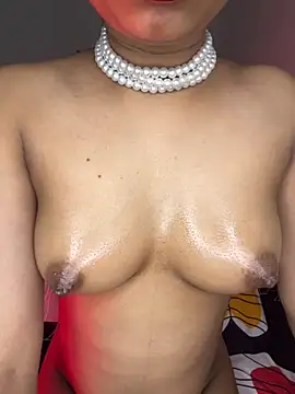 Snapshot of Hot-sexy222 chatting on November 28, 2025, 2:47 am Hot-sexy222 online show from November 28, 2025, 2:47 am