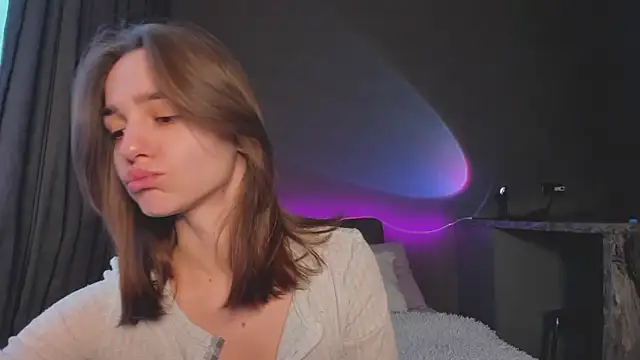 JudyAngil online show from February 12, 2026, 6:19 am