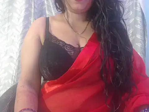 cute-priy online show from October 15, 2025, 4:45 am