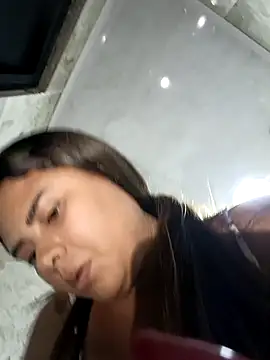 sexy-latin10 online show from March 26, 2026, 8:20 am