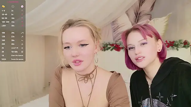 Snapshot of AliceMorr chatting on December 23, 2024, 3:12 pm AliceMorr online show from December 23, 2024, 3:12 pm