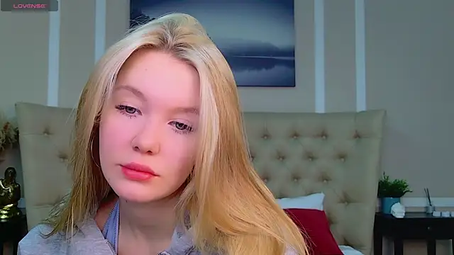 Snapshot of AliceMorr chatting on January 31, 2025, 9:05 am AliceMorr online show from January 31, 2025, 9:05 am