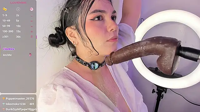 Honey Jenny 1 online show from February 26, 2025, 4:36 am