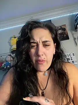 ThicBunz online show from September 15, 2025, 2:50 pm