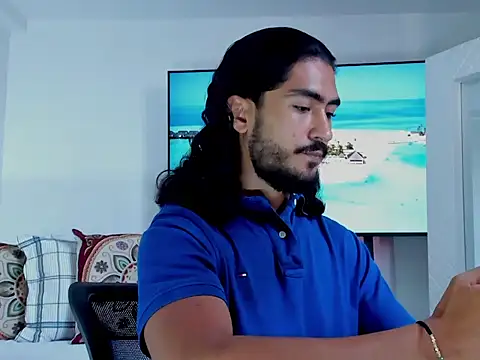 Snapshot of david__johnson372 chatting on February 5, 2026, 2:33 pm david johnson372 online show from February 5, 2026, 2:33 pm