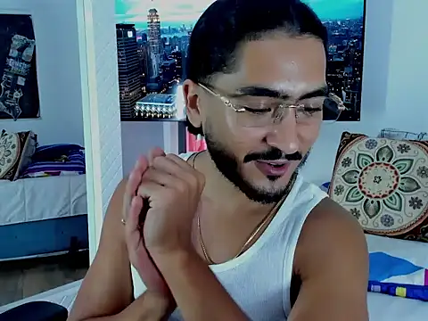 Snapshot of david__johnson372 chatting on February 25, 2026, 1:26 am david johnson372 online show from February 25, 2026, 1:26 am