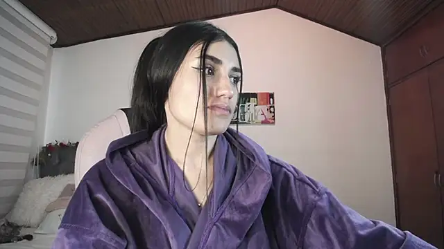 Snapshot of Alheli_16 chatting on December 1, 2024, 4:29 pm Alheli 16 online show from December 1, 2024, 4:29 pm